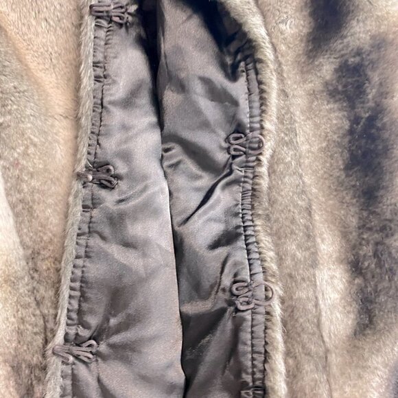 Denver Hayes Faux Fur Vest L - Picture 12 of 15